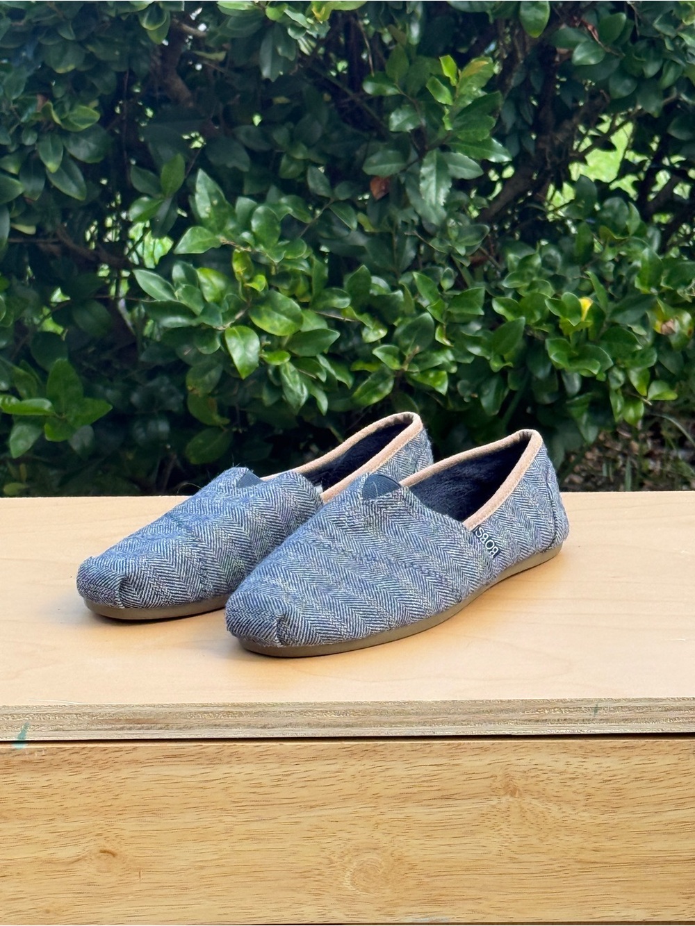 Skechers BOBS Plush - Pine Cones alpargata slip-on flats Womens 9 Granola Girl